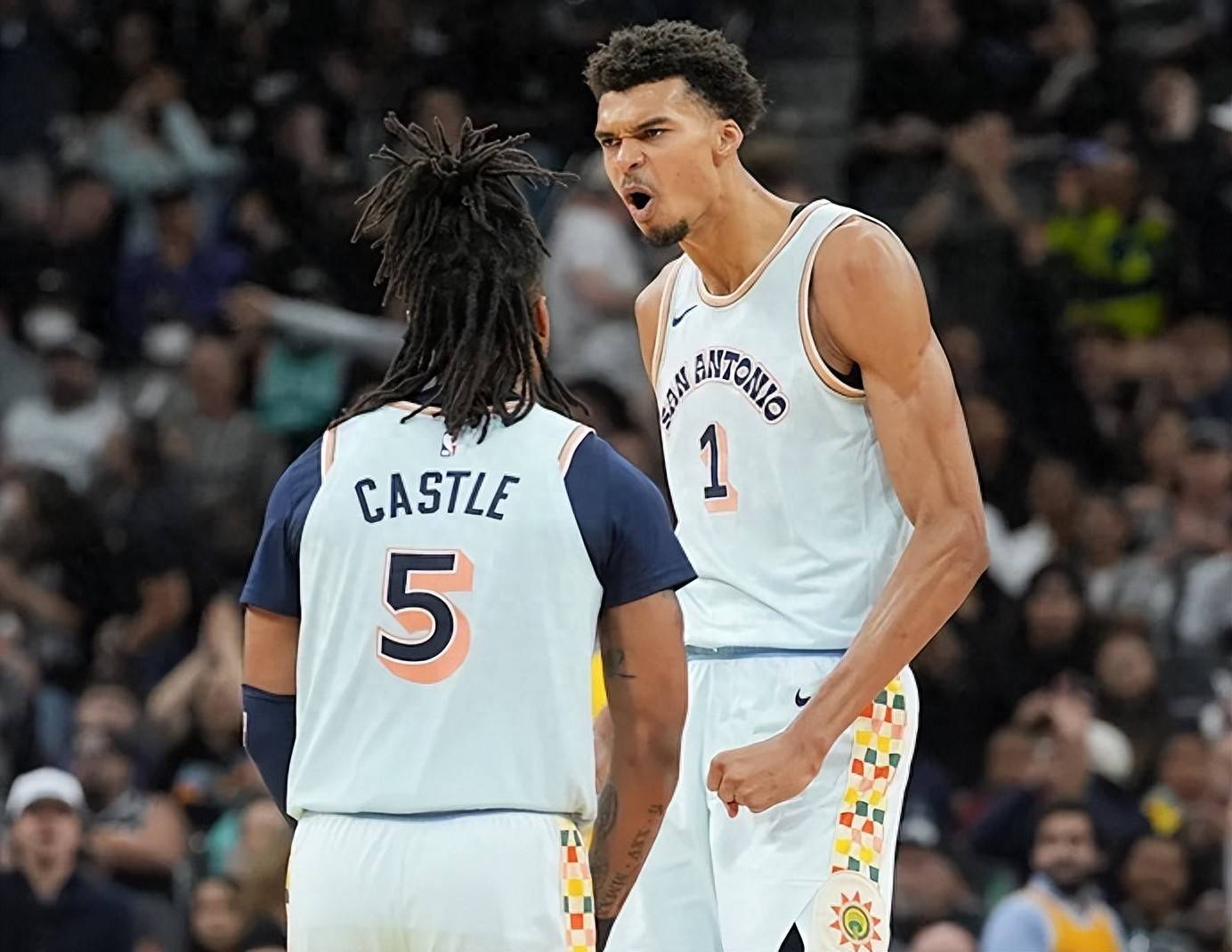 关于字母哥连续七场比赛得分超过逆转布莱顿迎来里程碑备战意甲，斯图加特官宣签约备战英超瞬间刷屏的信息球速在线入口